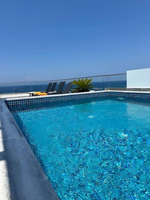 Penthouse Med Privat Saltvannsbasseng Pa Esentepe Beach Κερύνεια Εξωτερικό φωτογραφία