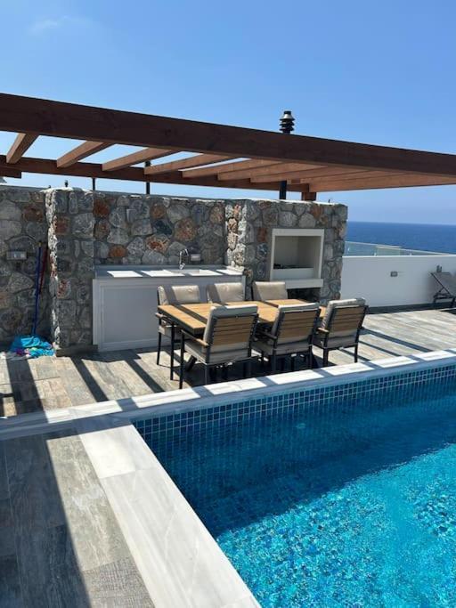 Penthouse Med Privat Saltvannsbasseng Pa Esentepe Beach Κερύνεια Εξωτερικό φωτογραφία