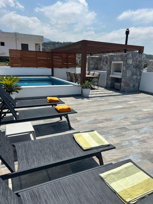 Penthouse Med Privat Saltvannsbasseng Pa Esentepe Beach Κερύνεια Εξωτερικό φωτογραφία