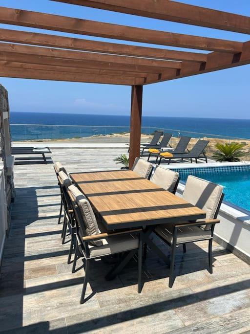 Penthouse Med Privat Saltvannsbasseng Pa Esentepe Beach Κερύνεια Εξωτερικό φωτογραφία